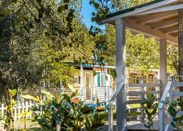 Κάμπινγκ Village Costa Est Riotorto